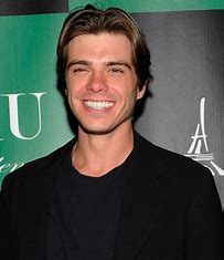 Matthew Lawrence